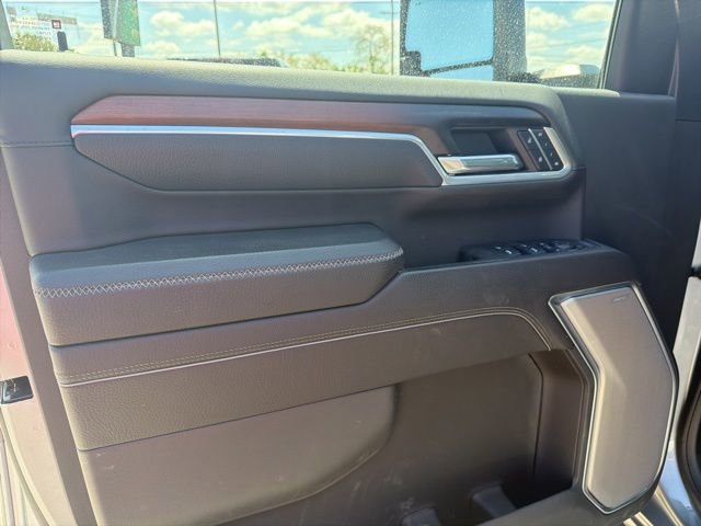 Used 2024 GMC Sierra 2500 Denali w/ Denali Reserve Package AWD/4WD image 14