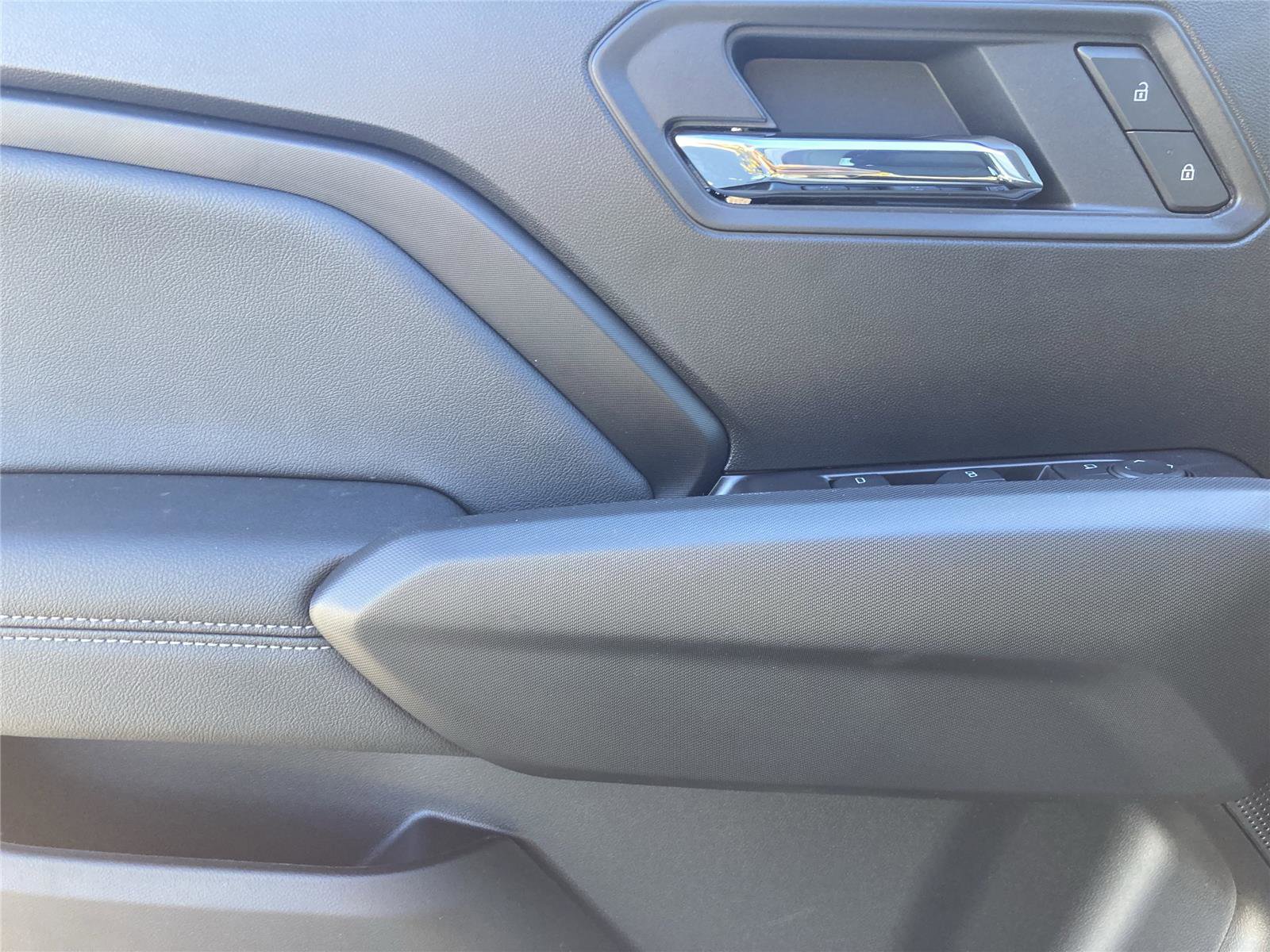 New 2026 GMC Canyon Elevation w/ Convenience Package image 22