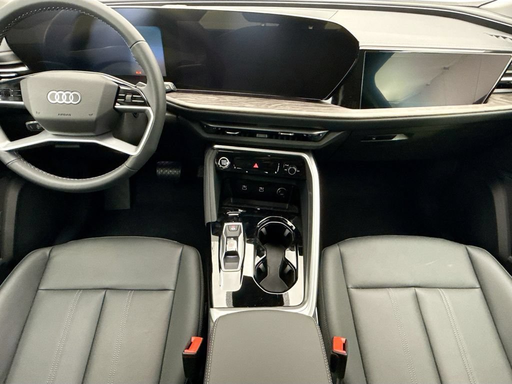 Used 2026 Audi Q5 Premium Plus w/ Premium Plus AWD/4WD image 13