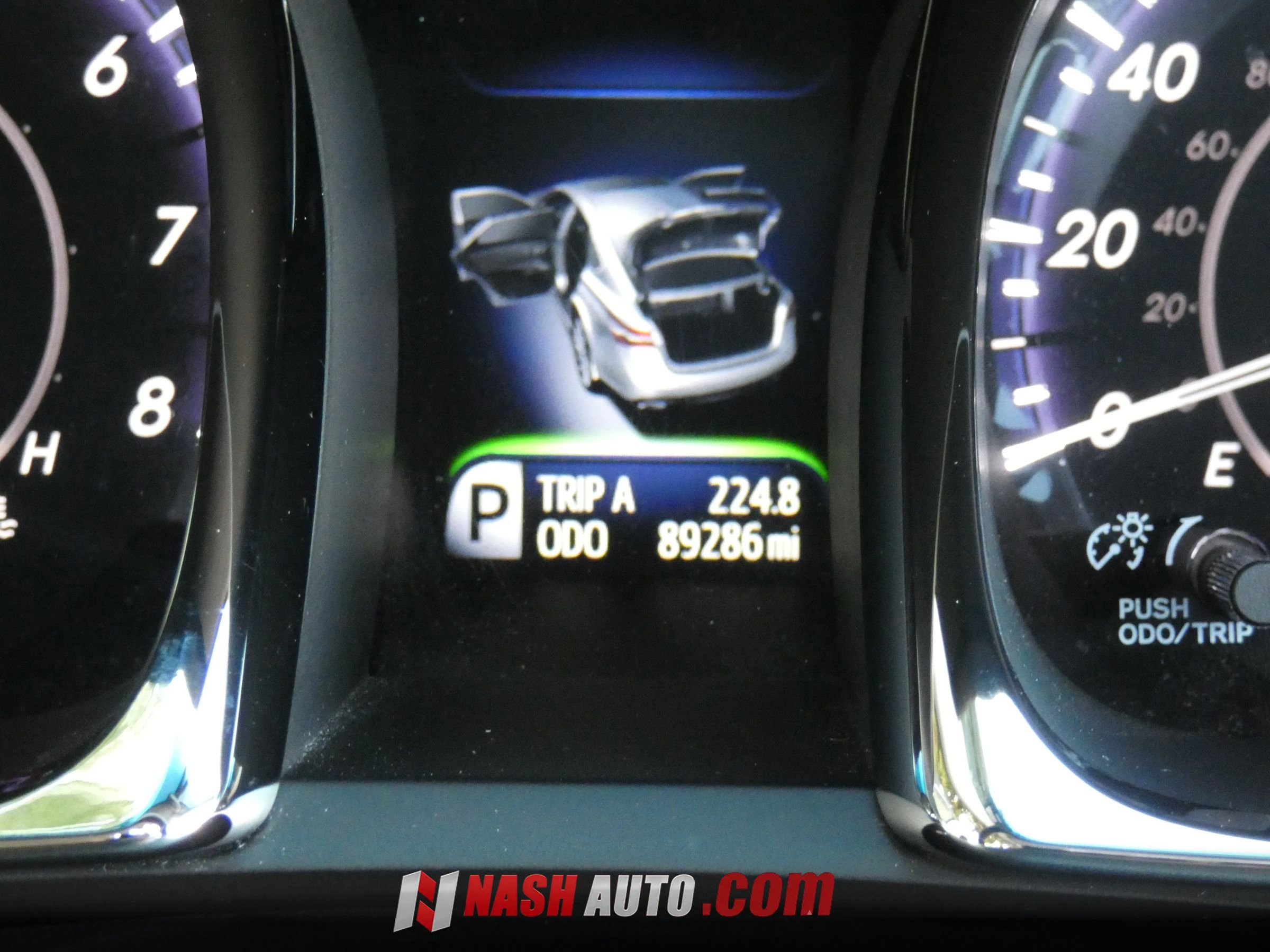 Used 2014 Toyota Avalon Limited FWD image 23