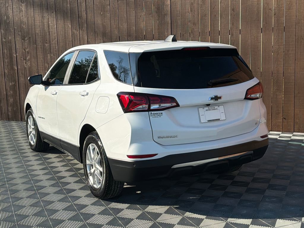 Used 2024 Chevrolet Equinox LT w/ LPO, Floor Liner Package image 15