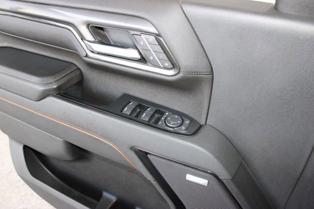 Used 2024 GMC Sierra 2500 AT4 w/ AT4 Premium Plus Package AWD/4WD image 25