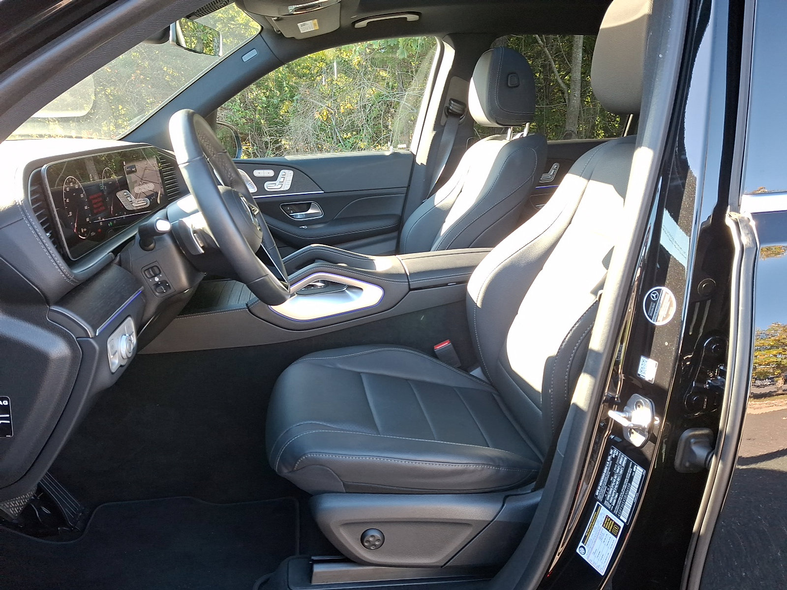 Certified 2025 Mercedes-Benz GLS 450 4MATIC image 14