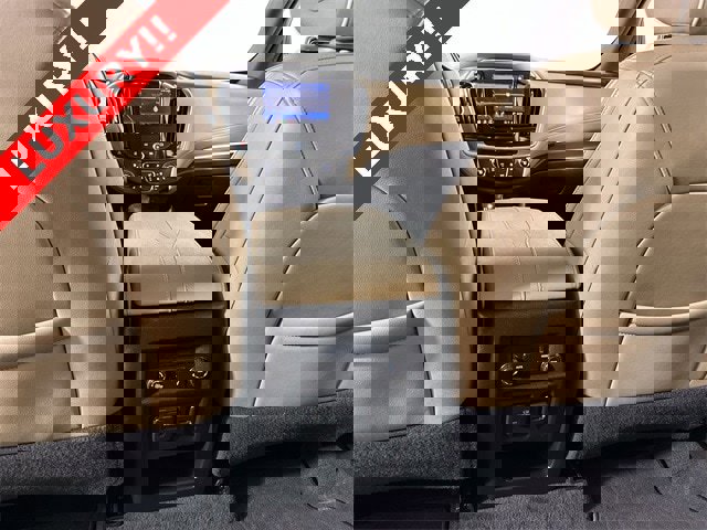 Used 2022 Chevrolet Traverse Premier image 22