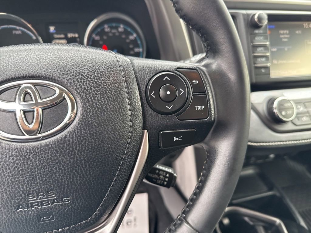 Used 2018 Toyota RAV4 Limited image 18
