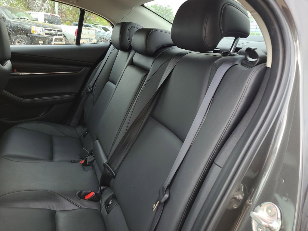 Used 2024 MAZDA MAZDA3 s image 9