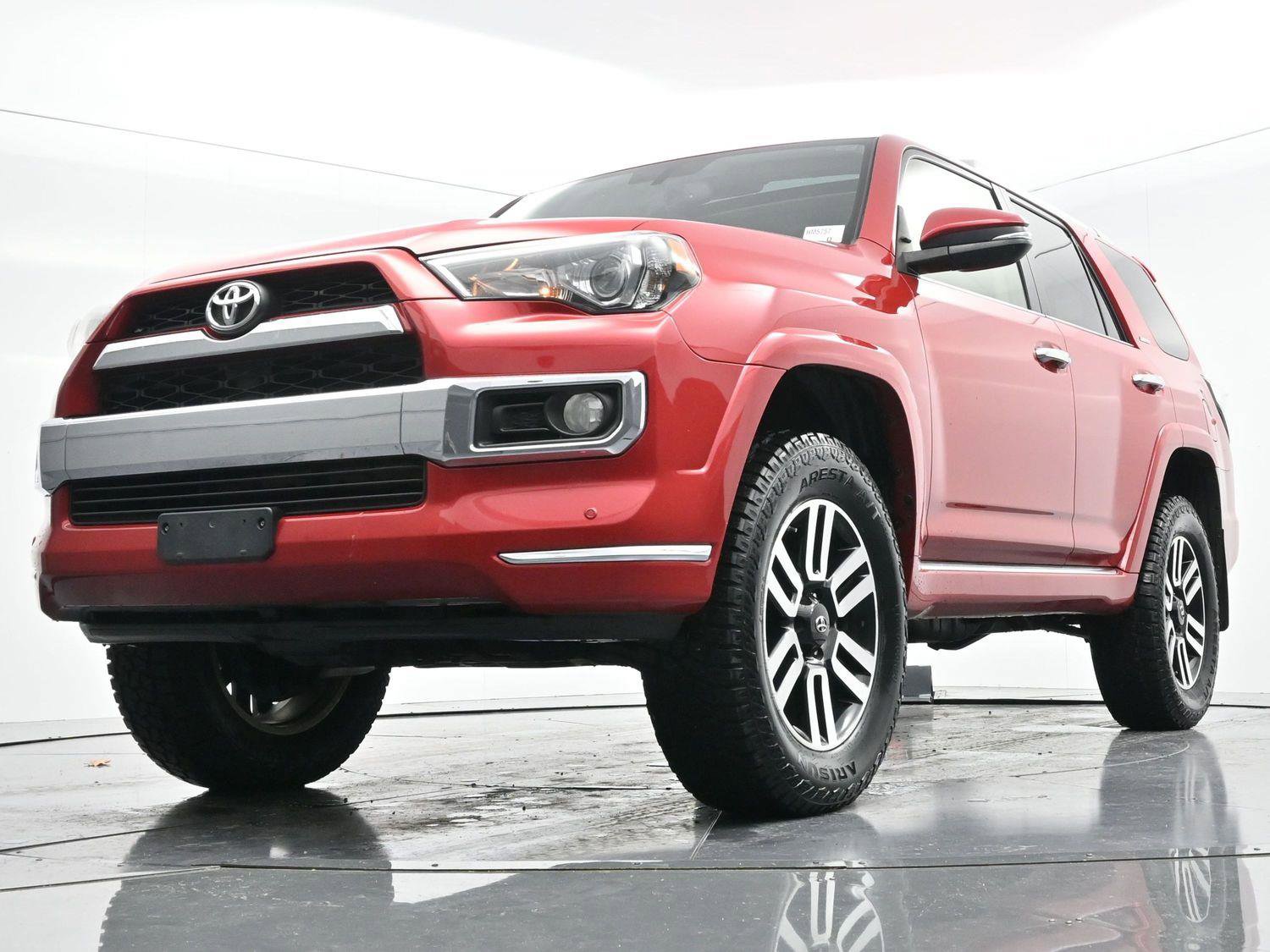 Used 2014 Toyota 4Runner Limited image 49