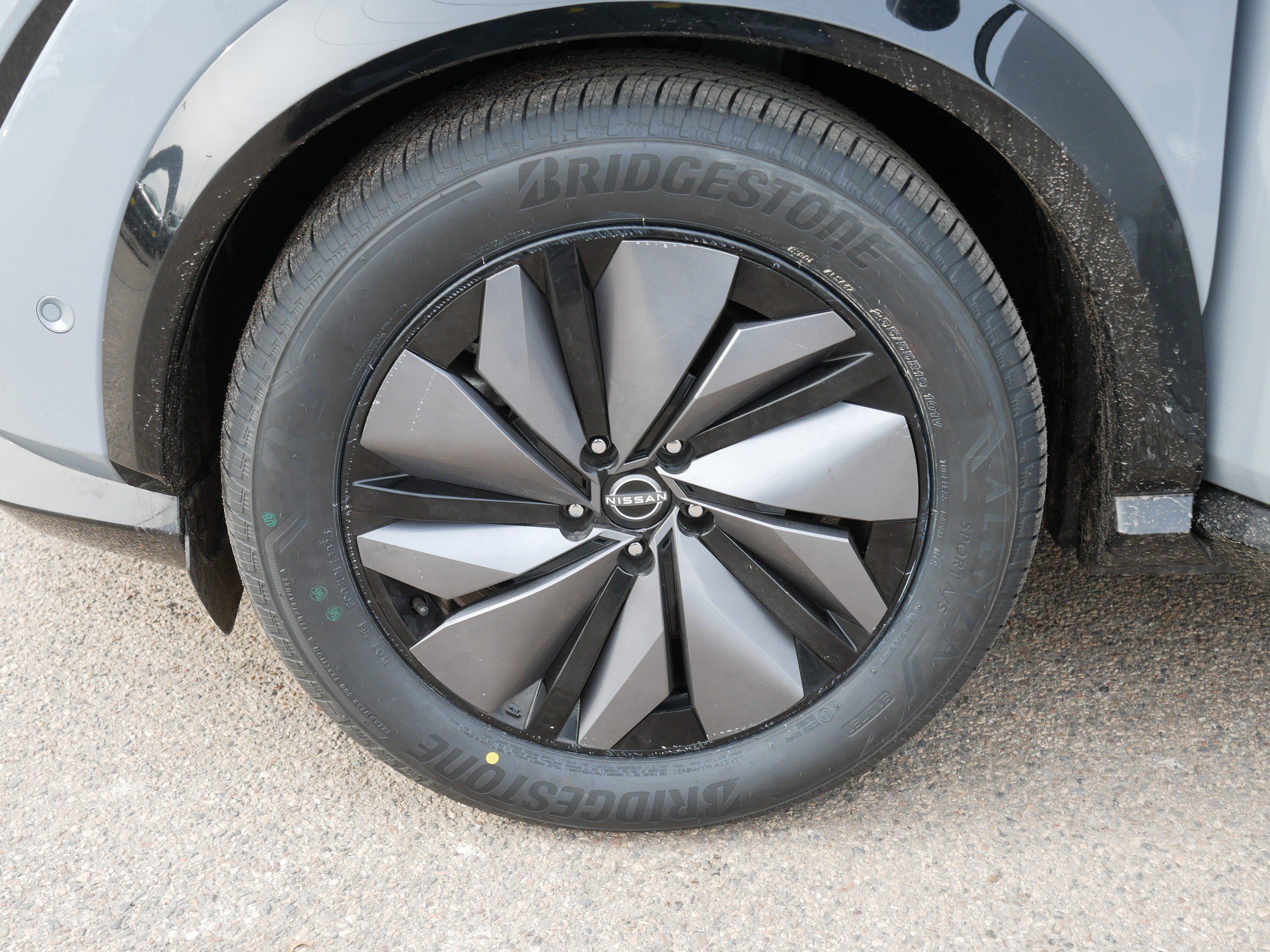 Certified 2024 Nissan Ariya AWD image 15