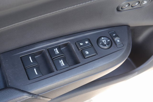 Used 2016 Acura ILX 2.4L image 14