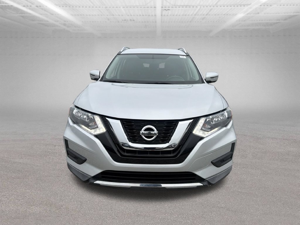 Used 2017 Nissan Rogue SV w/ SV Premium Package AWD/4WD image 13