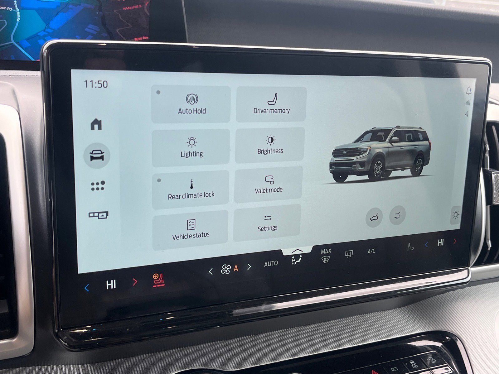 Certified 2025 Ford Expedition Active AWD/4WD image 11