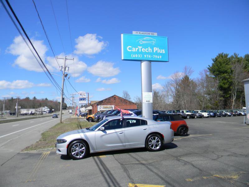 Used 2022 Dodge Charger SXT image 9