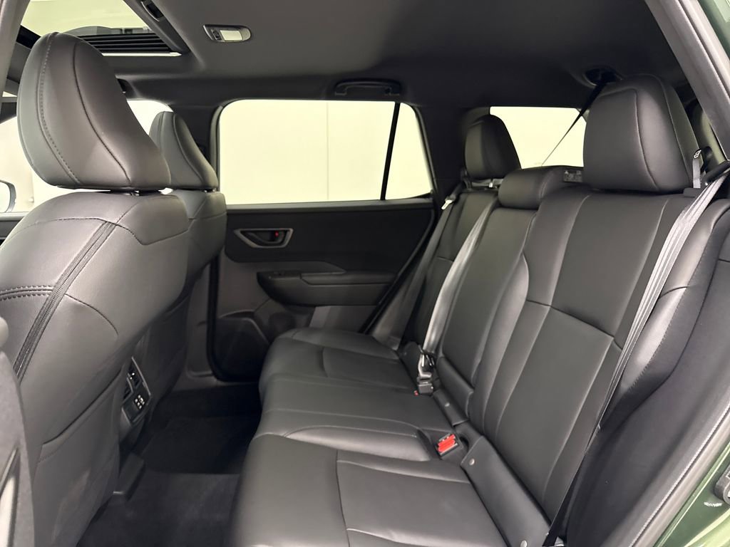 Used 2026 Subaru Outback Premium image 27