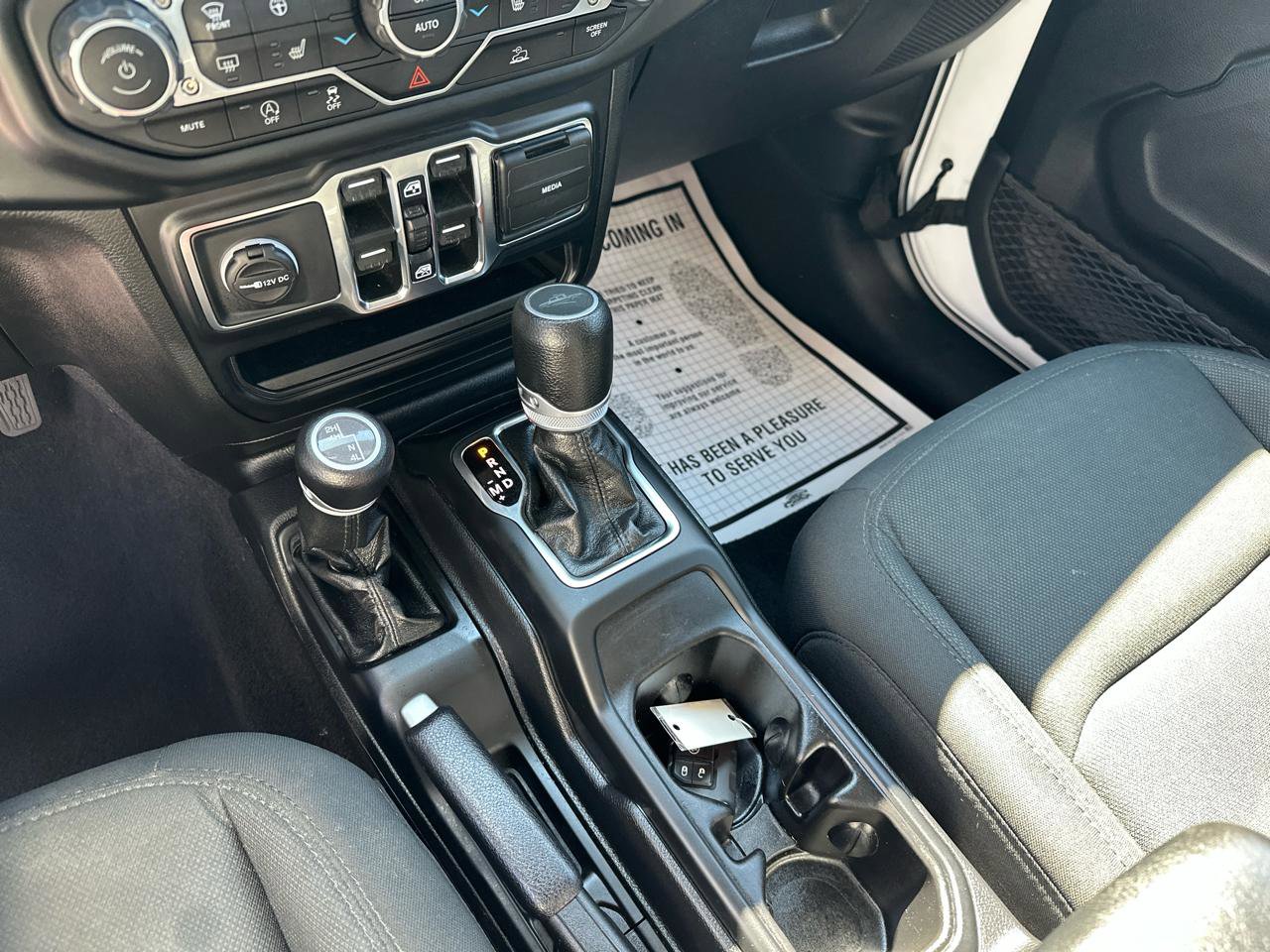 Used 2021 Jeep Gladiator Sport image 13