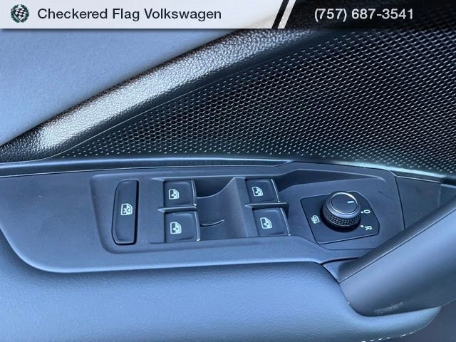 New 2026 Volkswagen Tiguan SE image 15