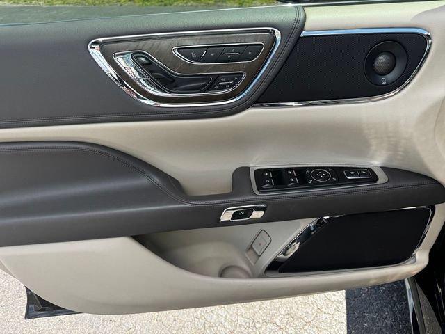 Used 2018 Lincoln Continental Reserve AWD/4WD image 20