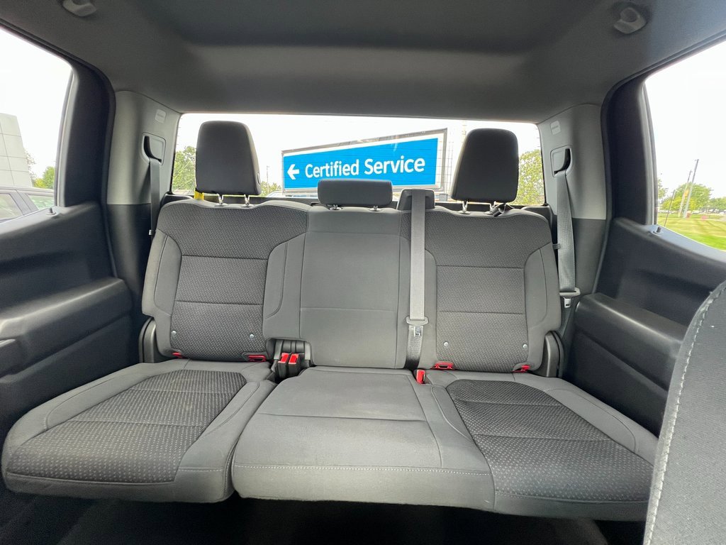 Certified 2022 Chevrolet Silverado 1500 Custom Trail Boss w/ LPO, Dark Essentials Package image 26