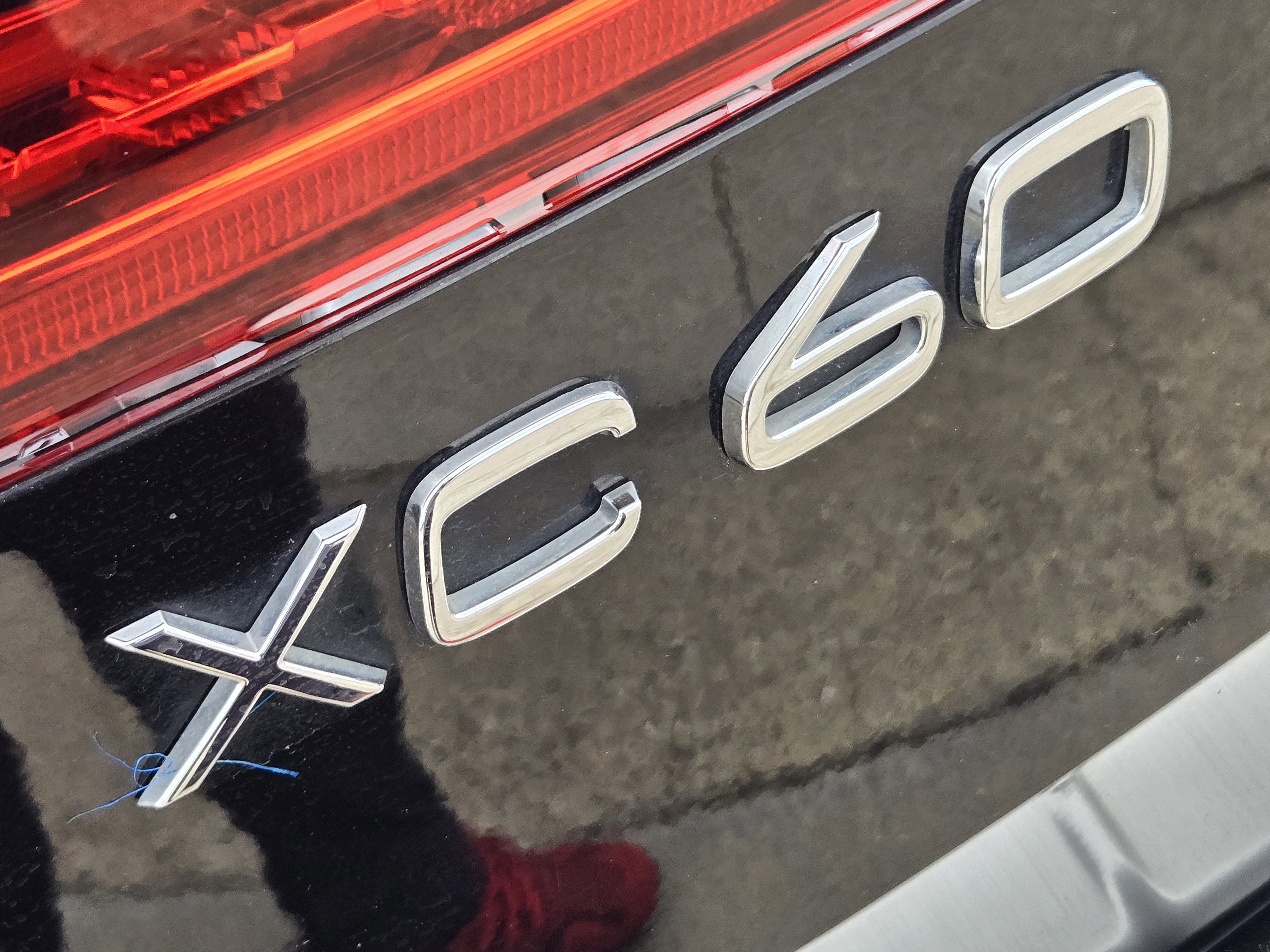 Used 2023 Volvo XC60 B5 Plus w/ Climate Package image 18