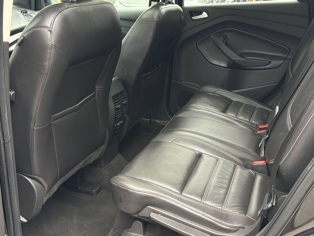 Used 2018 Ford Escape Titanium w/ Ford Safe & Smart Package AWD/4WD image 19