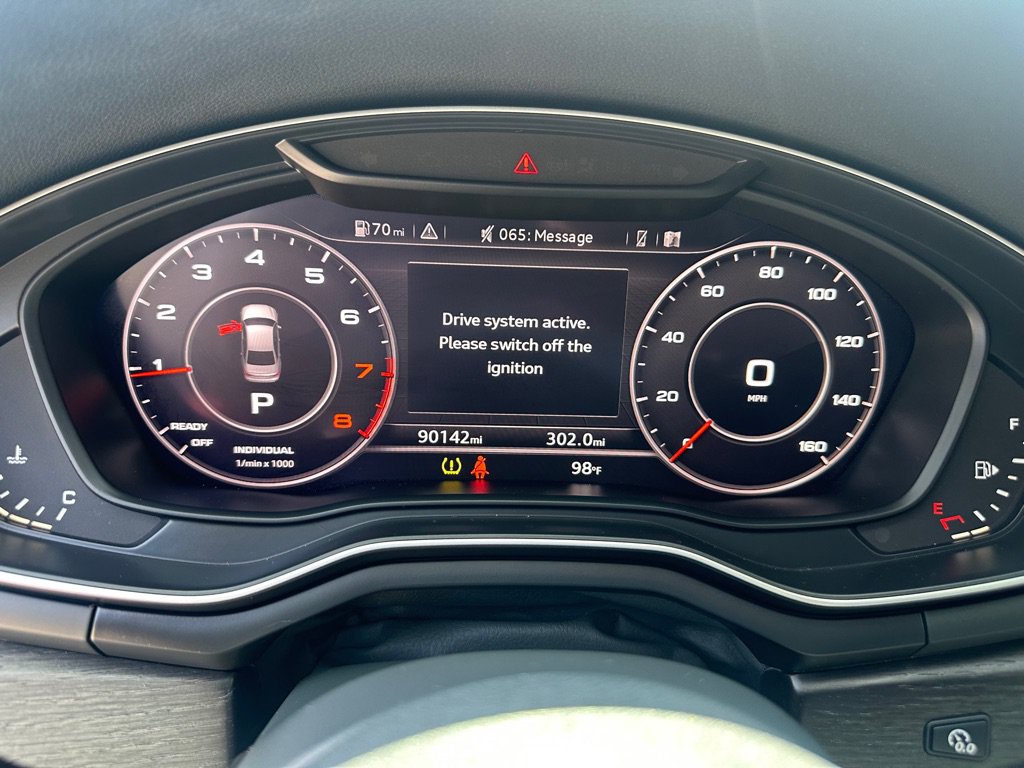 Used 2018 Audi A4 2.0T Premium AWD/4WD image 18