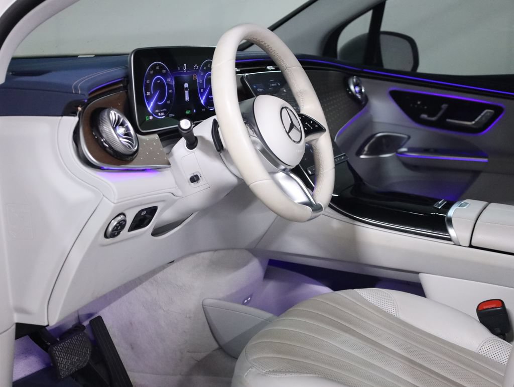 Certified 2023 Mercedes-Benz EQE 500 4MATIC SUV image 37