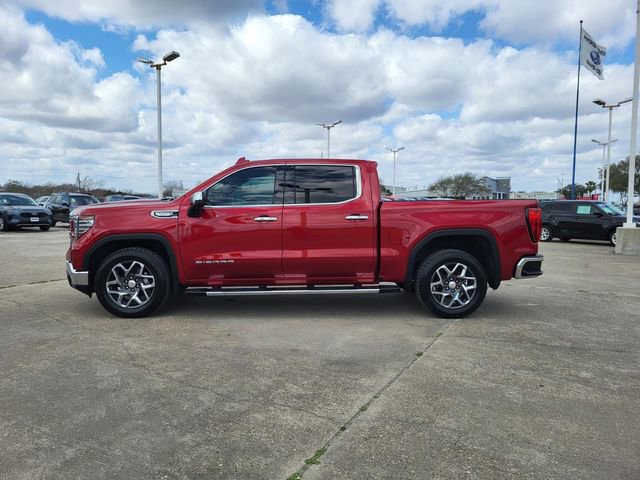 Used 2023 GMC Sierra 1500 SLT image 2