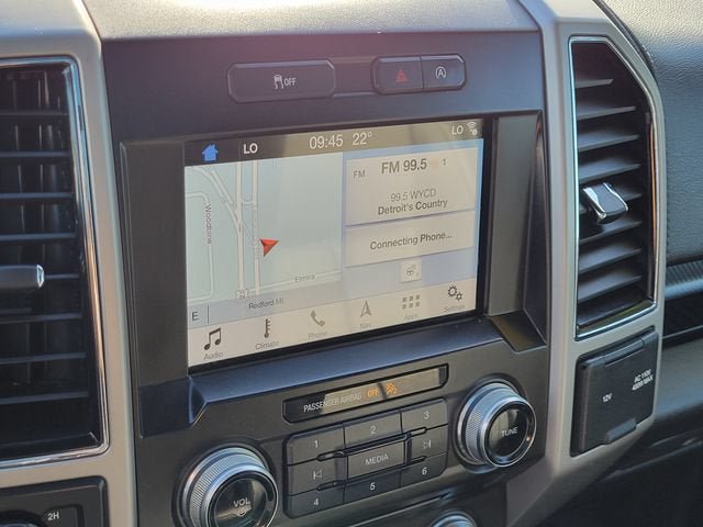 Used 2018 Ford F150 Lariat w/ Equipment Group 502A Luxury AWD/4WD image 17