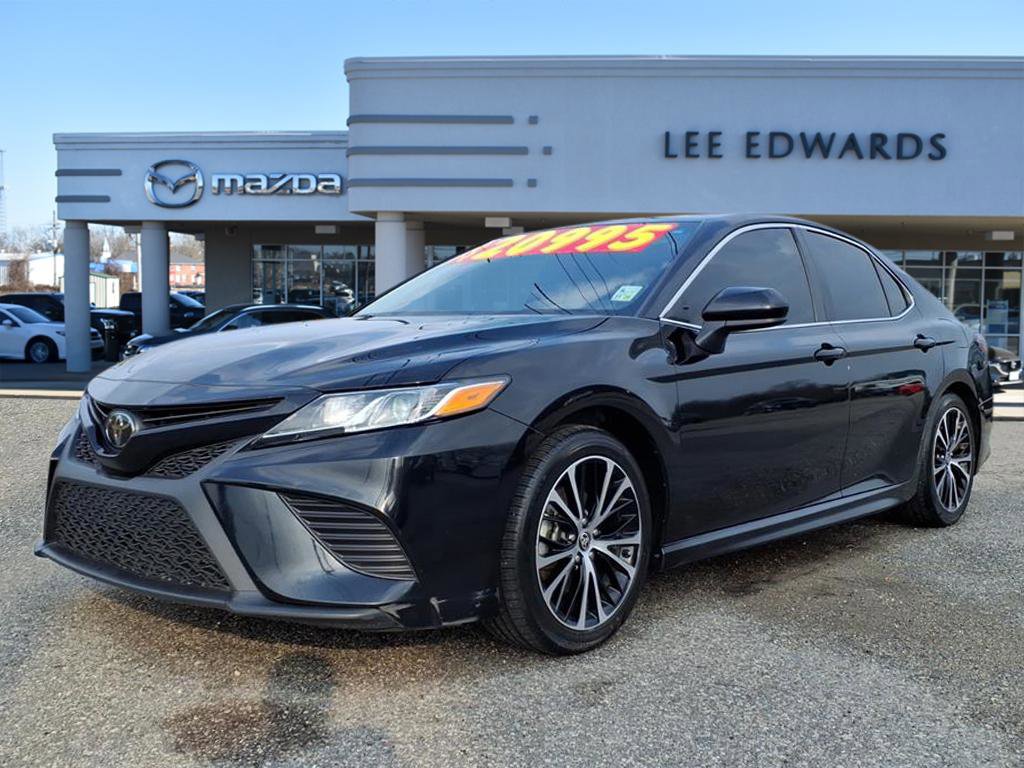 Used 2020 Toyota Camry SE