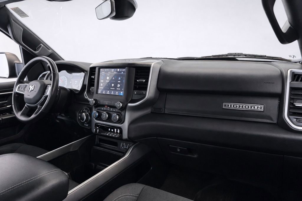 Used 2022 RAM 1500 Big Horn w/ Night Edition AWD/4WD image 11
