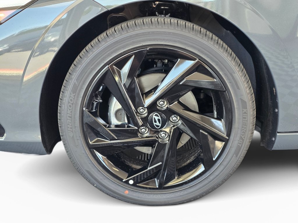 New 2026 Hyundai Elantra SEL Sport Premium FWD image 12