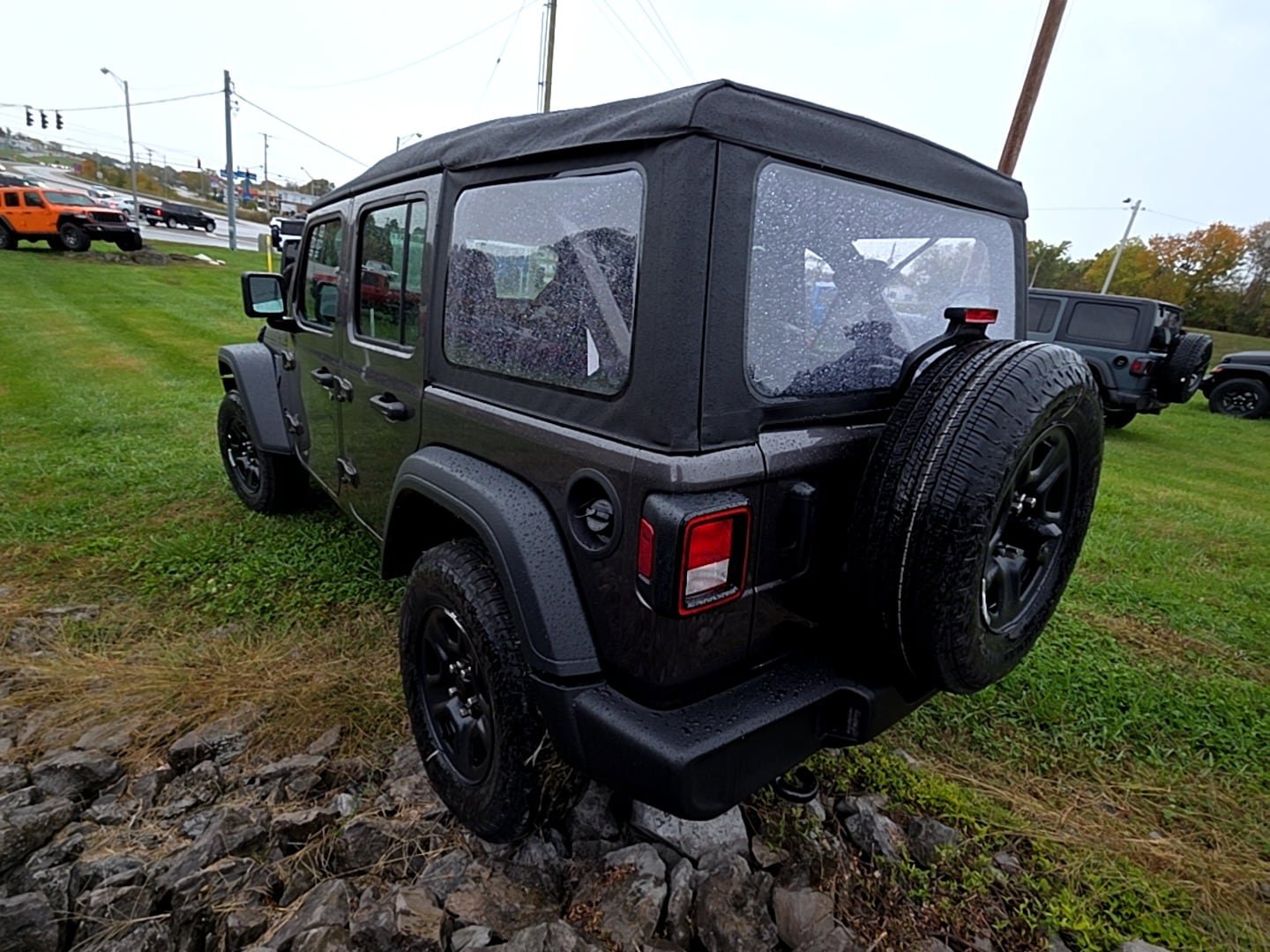 New 2026 Jeep Wrangler Unlimited Sport AWD/4WD image 7
