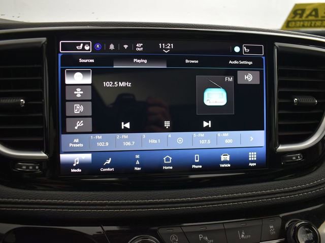 Used 2023 Chrysler Pacifica Limited image 20