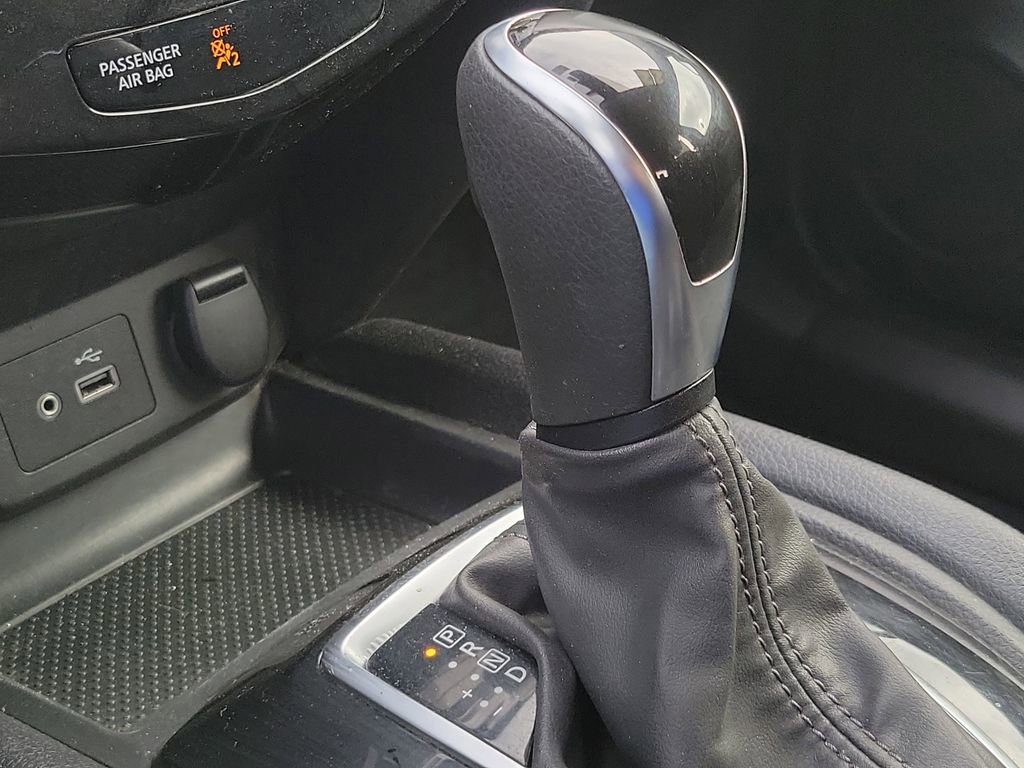 Used 2022 Nissan Rogue Sport S image 24