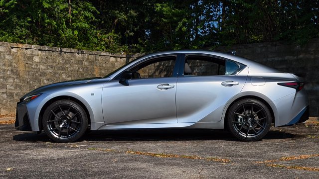 New 2026 Lexus IS 350 F Sport AWD/4WD image 9