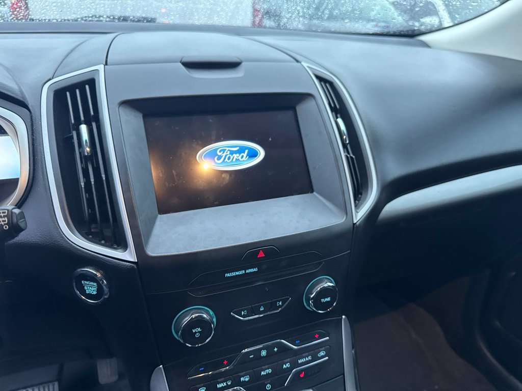 Used 2017 Ford Edge SEL w/ Equipment Group 201A FWD image 8
