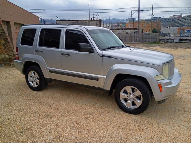 Used 2012 Jeep Liberty Sport image 15