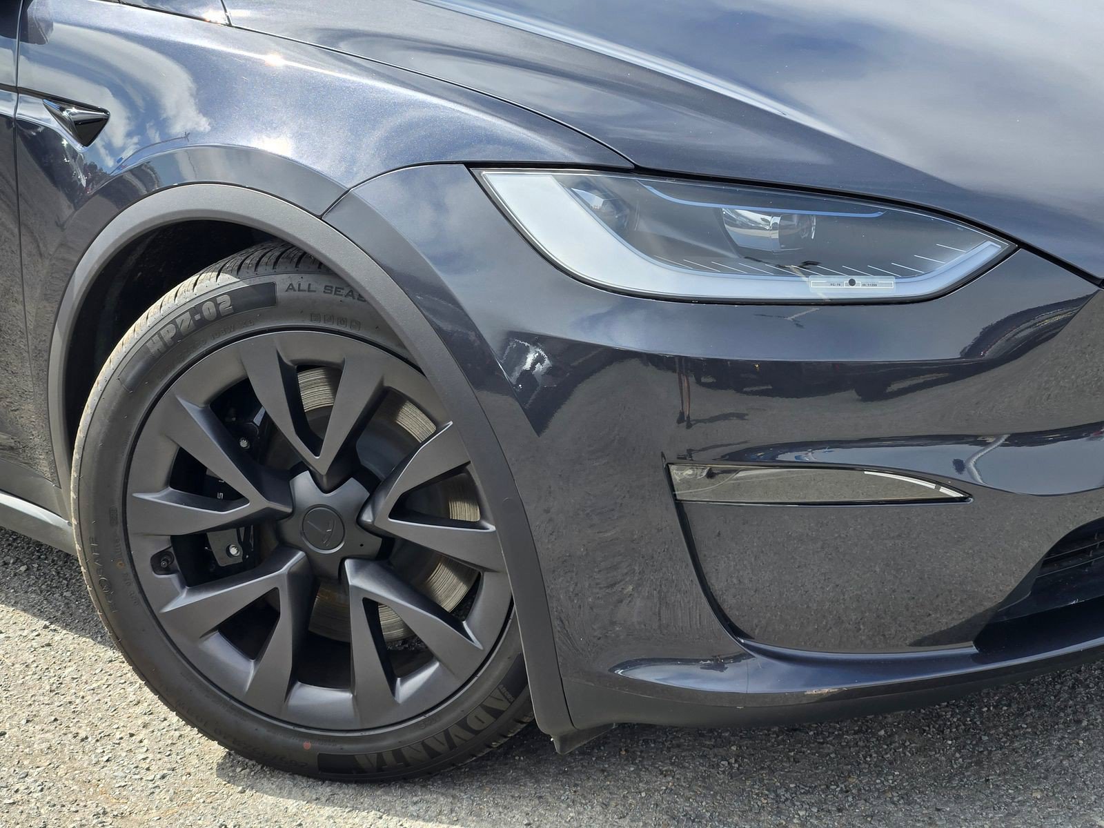 Used 2023 Tesla Model X AWD/4WD image 9