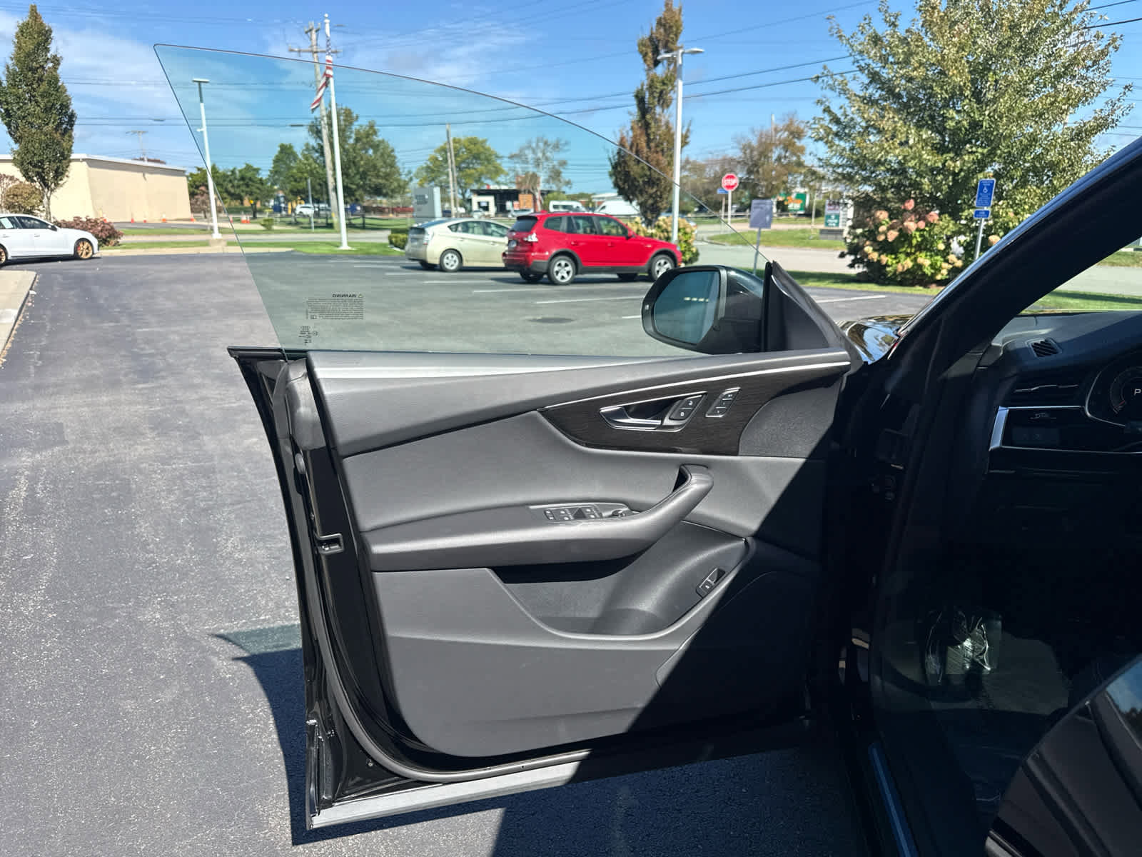 Certified 2025 Audi Q8 Premium w/ Black Optic Package image 13