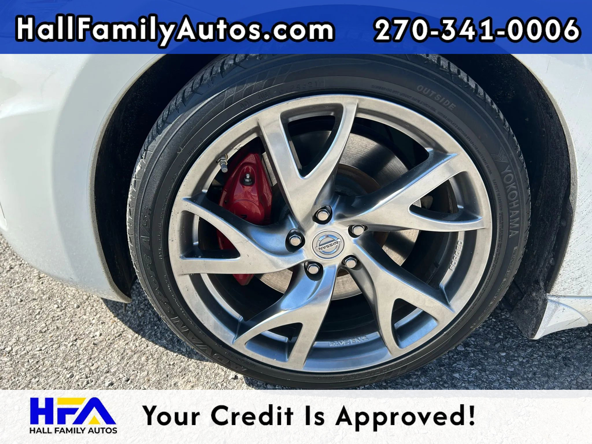 Used 2015 Nissan 370Z Coupe image 11