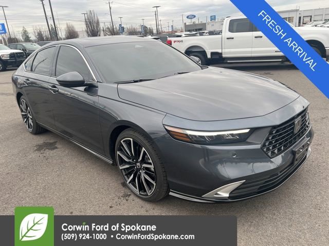 Used 2025 Honda Accord Touring image 1