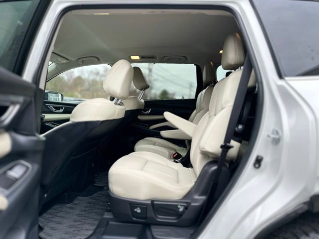 Used 2023 Subaru Ascent Limited AWD/4WD image 18