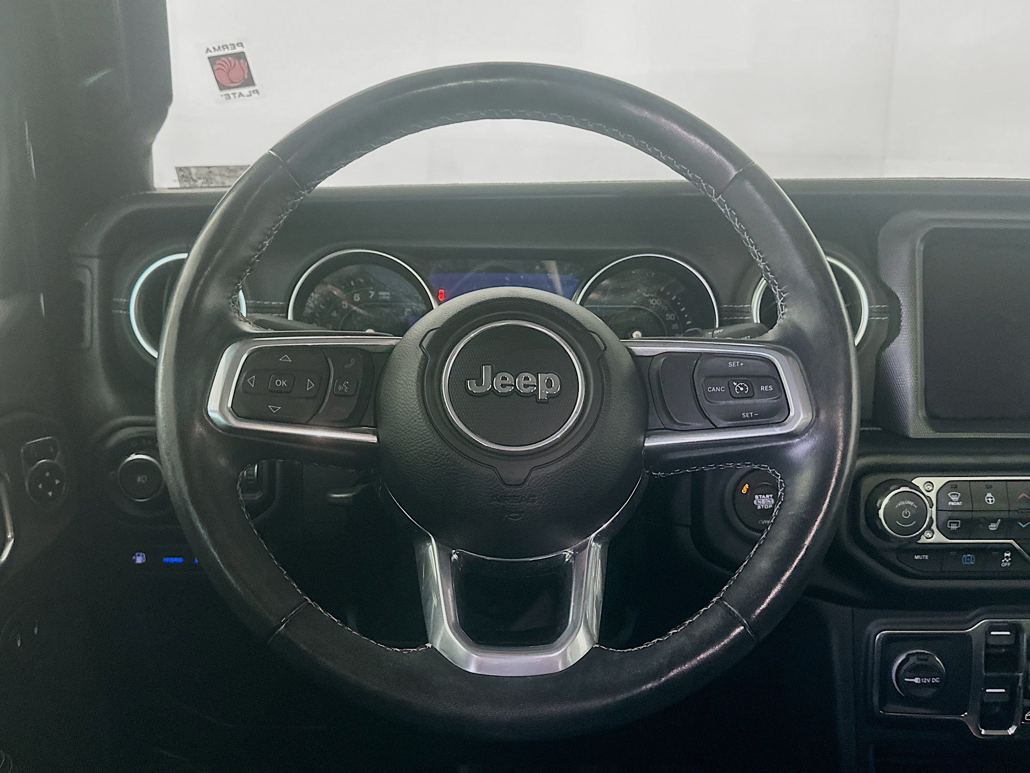 Used 2023 Jeep Wrangler Unlimited Sahara w/ Cold Weather Group AWD/4WD image 17