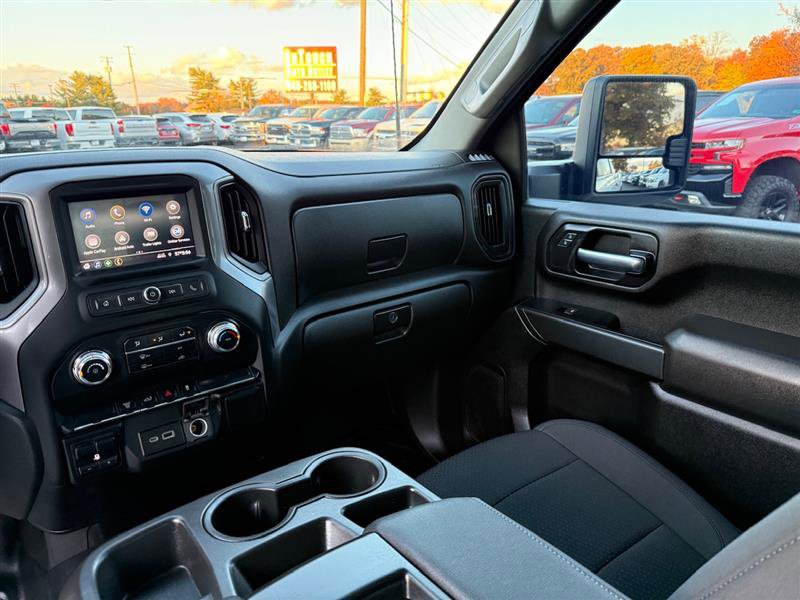 Used 2022 GMC Sierra 3500 Pro w/ Convenience Package image 27