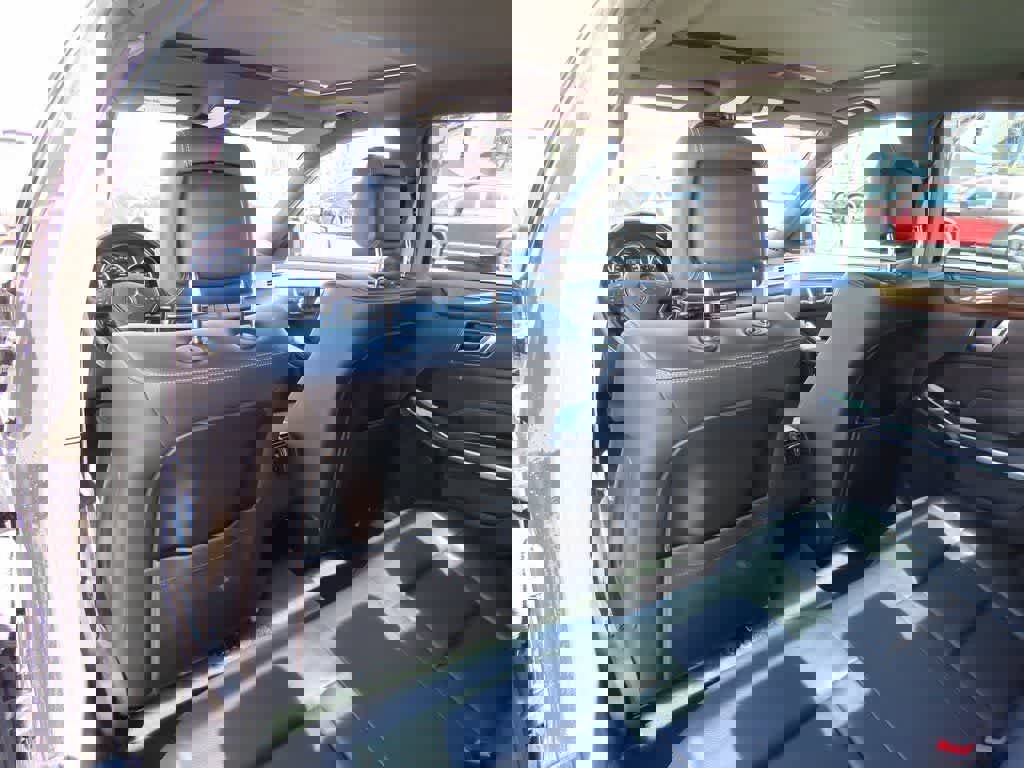 Used 2015 Mercedes-Benz E 350 Sedan image 14