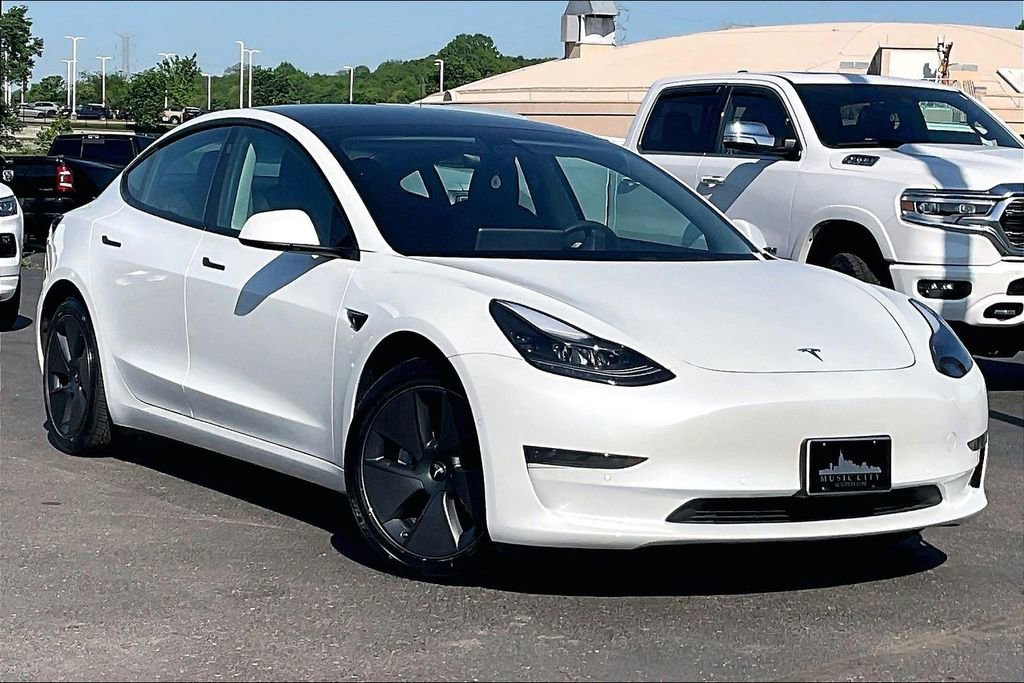 Used 2021 Tesla Model 3 Standard Range Plus RWD image 33