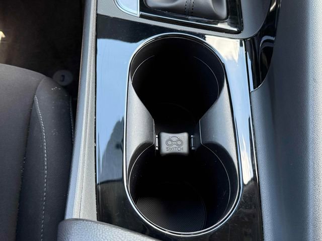 Used 2023 Hyundai Elantra SEL w/ Convenience Package image 8