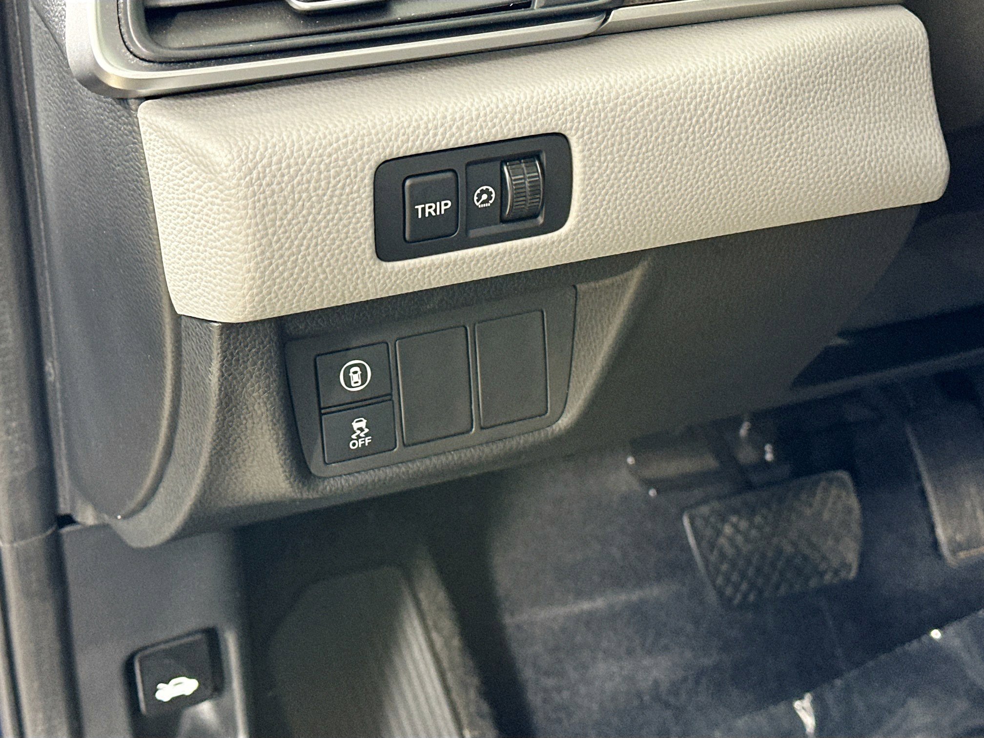 Used 2019 Honda Accord EX-L image 11