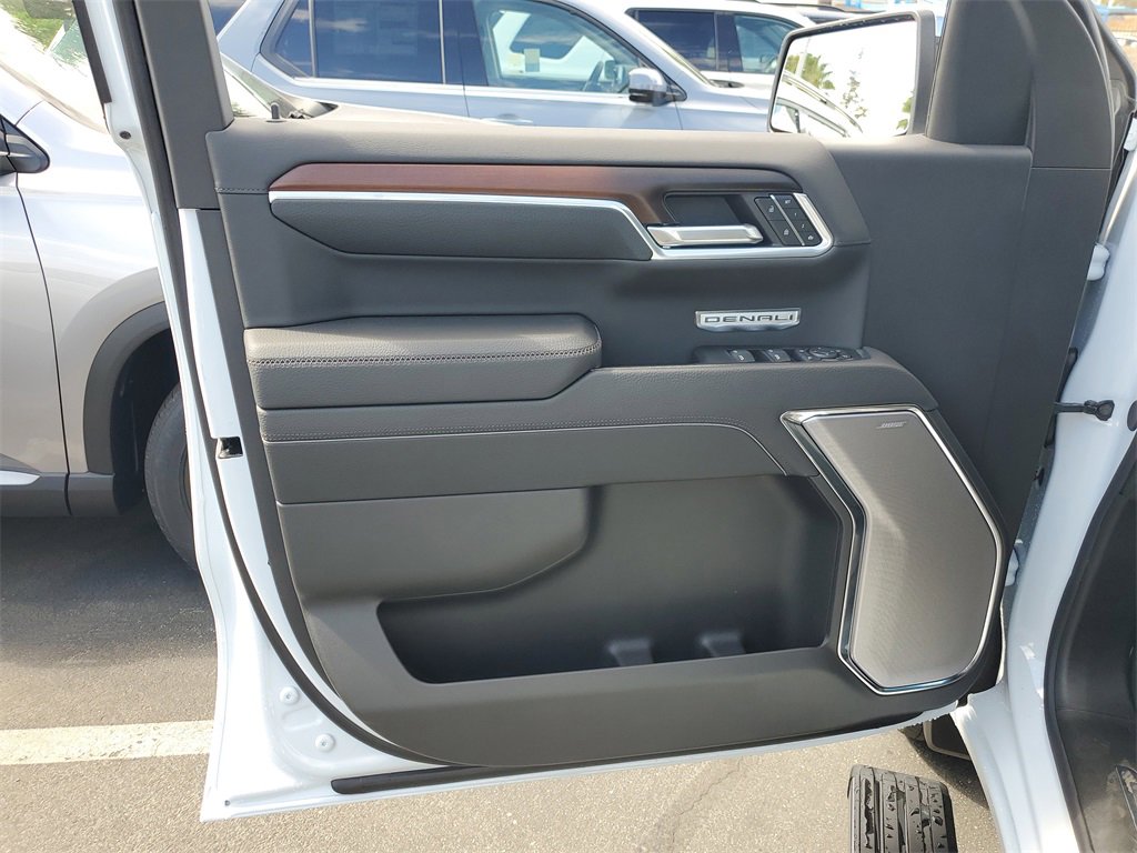 New 2026 GMC Sierra 1500 Denali w/ Denali Reserve Package image 12