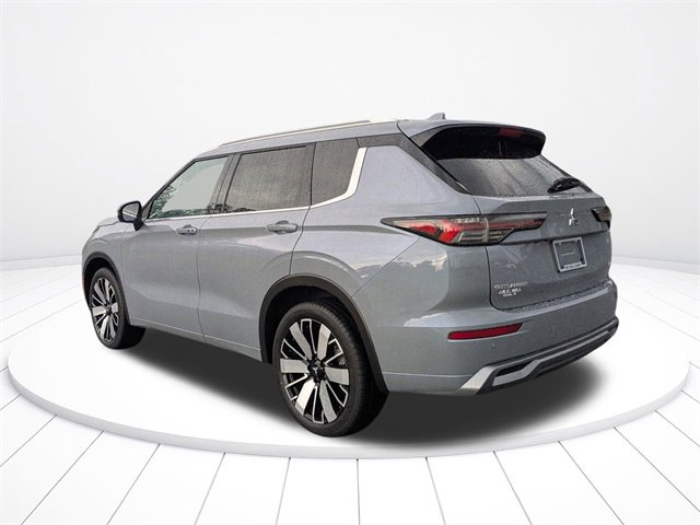 New 2025 Mitsubishi Outlander SEL image 5