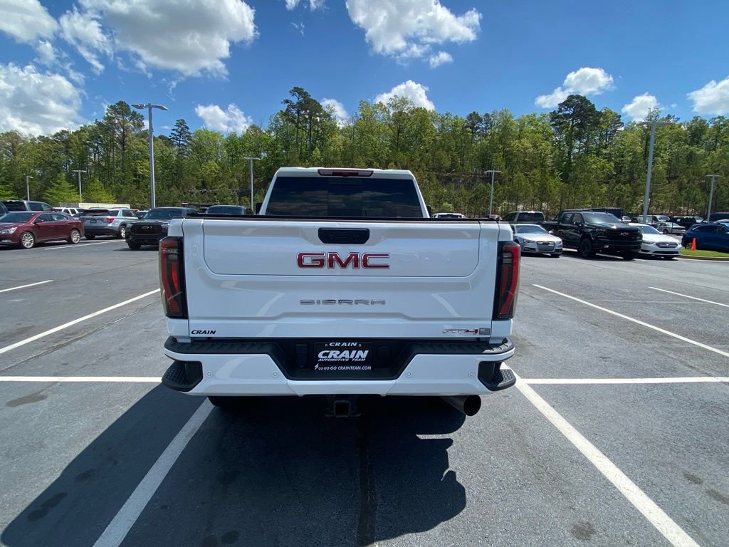Used 2024 GMC Sierra 2500 AT4 w/ AT4 Preferred Package image 6